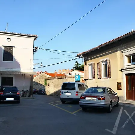 Apartma Grof
