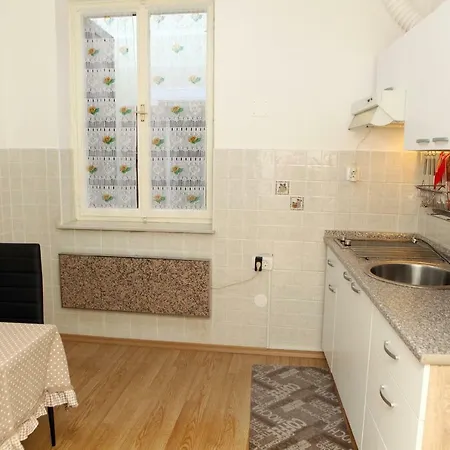 Apartma Grof Apartment *